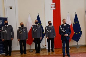 Komendant Wojewódzki Policji w Białymstoku inspektor Robert Szewc przemawia