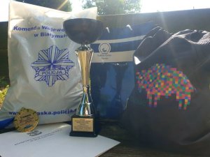puchar, medal i reklamówki