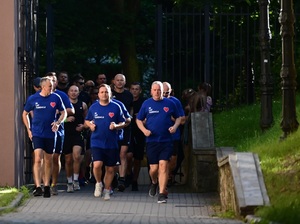 policjanci w trakcie aktywności fizycznej