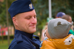 Policjanci w trakcie ślubowania