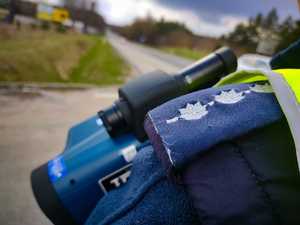 policjanci na słuzbie