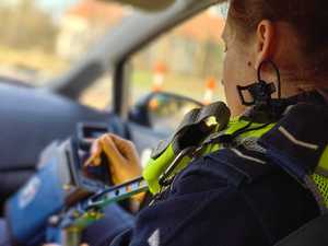 policjanci na słuzbie