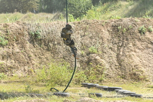 ćwiczenia kontrterrorystów z policyjnym black hawk