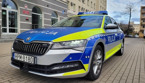 radiowóz oznakowany