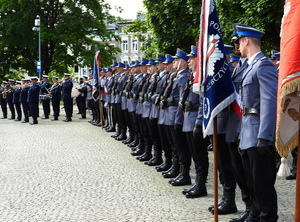 kompania honorowa stoi na baczność