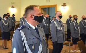 policjanci na sali