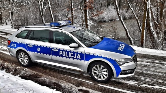 policyjny radiowóz