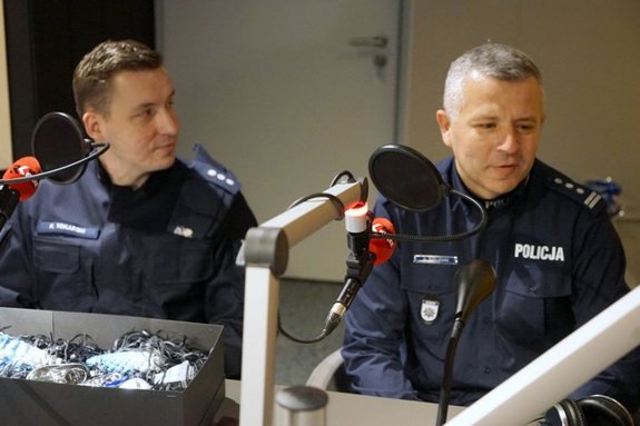 „Choinka pod choinkę” z policjantami