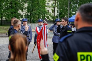 ślubowanie nowo przyjętych policjantów