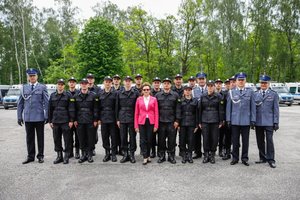 policjanci uczestniczący w uroczystości