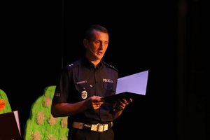 uczestnicy inauguracji kampanii edukacyjnej „Twój przykład – Moje życie”