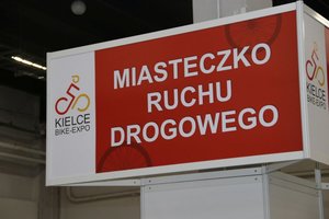 Policjanci na X Międzynarodowych Targach „Kielce Bike – Expo”