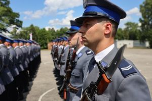 uczestnicy uroczystości ślubowania