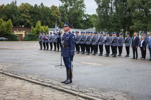 uczestnicy uroczystego apelu