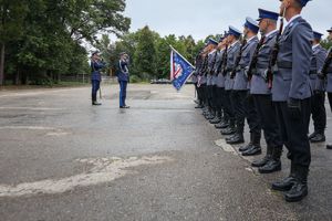 uczestnicy uroczystego apelu