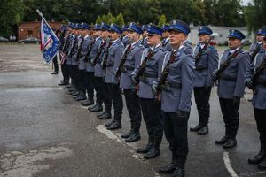 uczestnicy uroczystego apelu