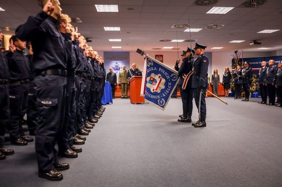 Ślubowanie nowych i odznaczenia zasłużonych