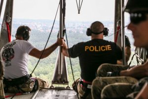 Antyterroryści z całego kraju ćwiczą w Kielcach