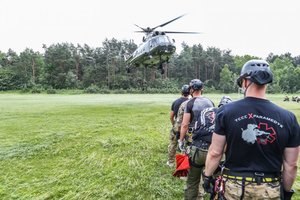 Antyterroryści z całego kraju ćwiczą w Kielcach