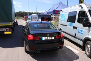 Akcja ,,TIR’’ na S-7, wspólne działania Policji i Inspekcji Transportu Drogowego