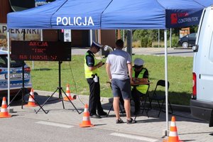 Akcja ,,TIR’’ na S-7, wspólne działania Policji i Inspekcji Transportu Drogowego